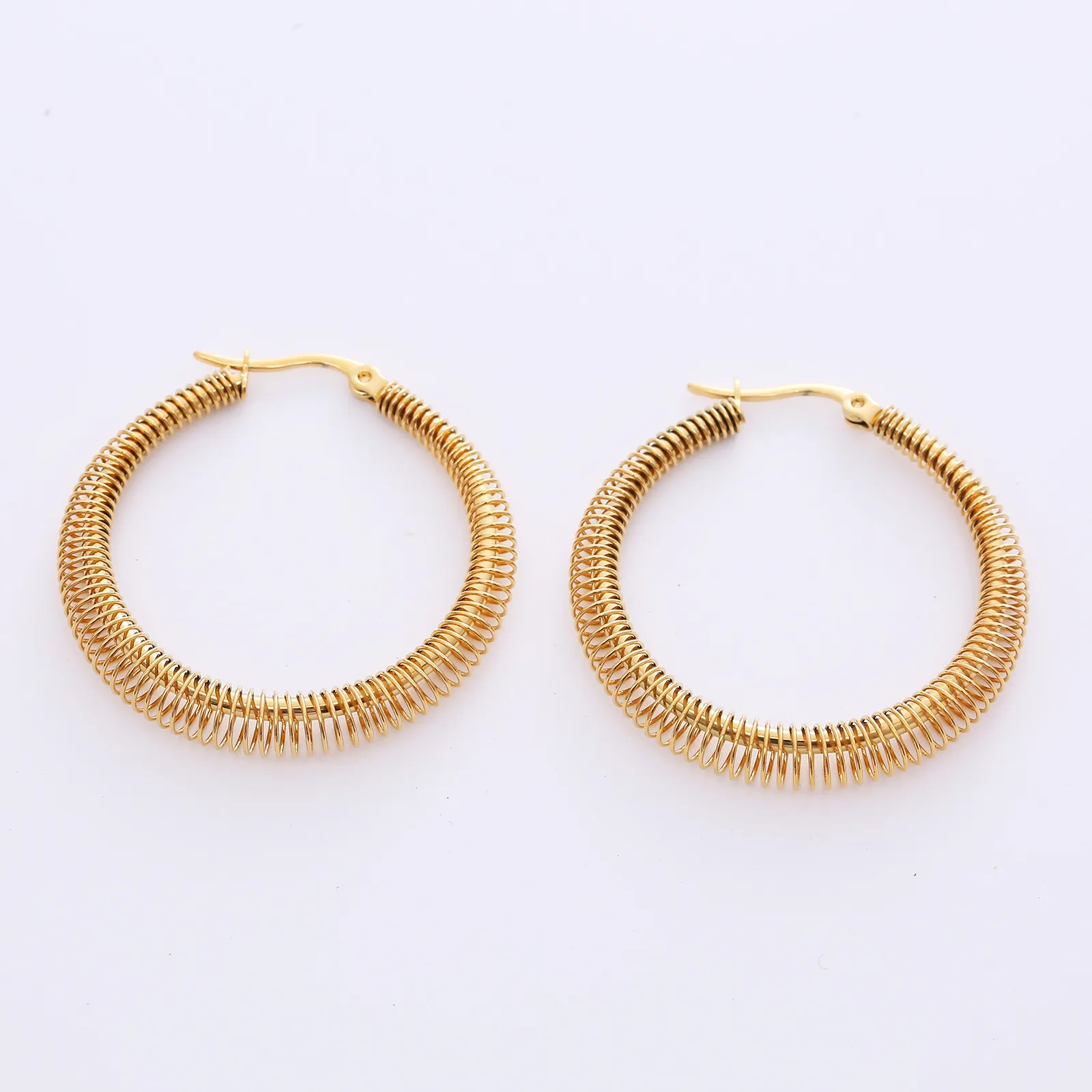 Orecchini A Cerchio Da Donna Acciaio Inossidabile 316L Placcato Oro 18K Design Intrecciato A Spirale Gioielli Di Moda