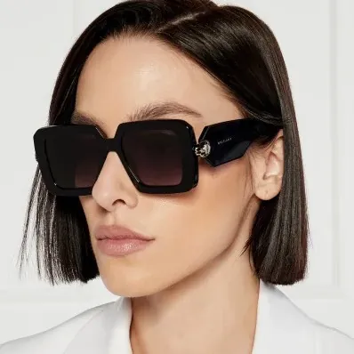 Oversized Square Sunglasses For Women Retro Baroque Style PC Frame Resin Lens Metal Snake Head Decoration UV400 Fashion Eyewear