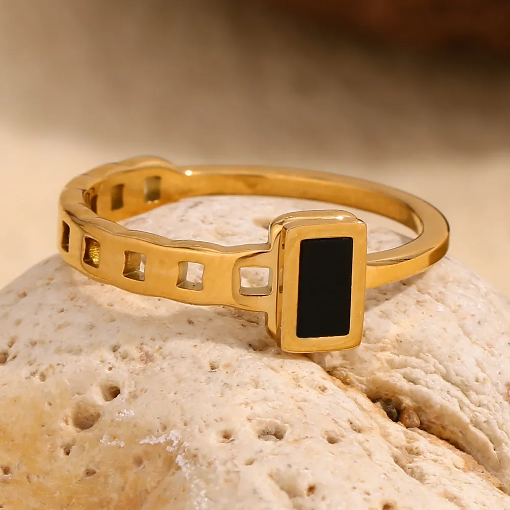 Vintage Edelstahl Ring Für Damen 18K Vergoldet Schwarz Acryl Kette Geometrisch Asymmetrisch Minimalistisch Fingerring Schmuck