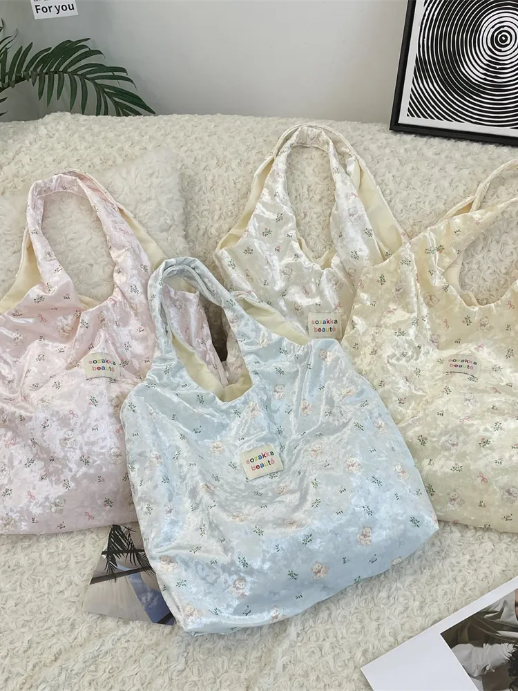 Women Large Capacity Tote Bag Cute Bear Floral Print Velvet Satin Finish Soft Shoulder Handbag For Daily Travel