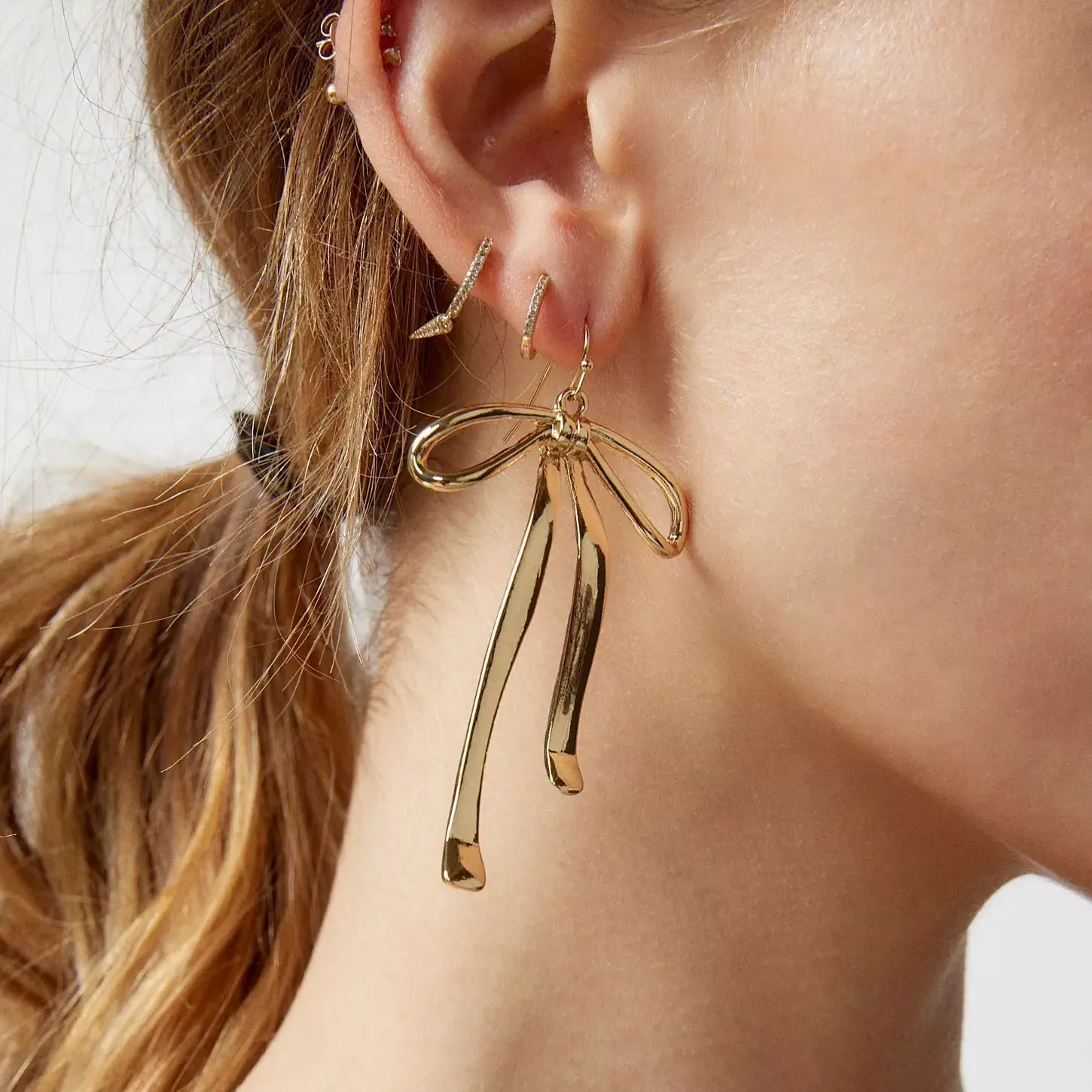 Elegant Bow Ribbon Drop Earrings With Copper Earring Post Gold Plated Minimalist Niche Design Jewelry For Women