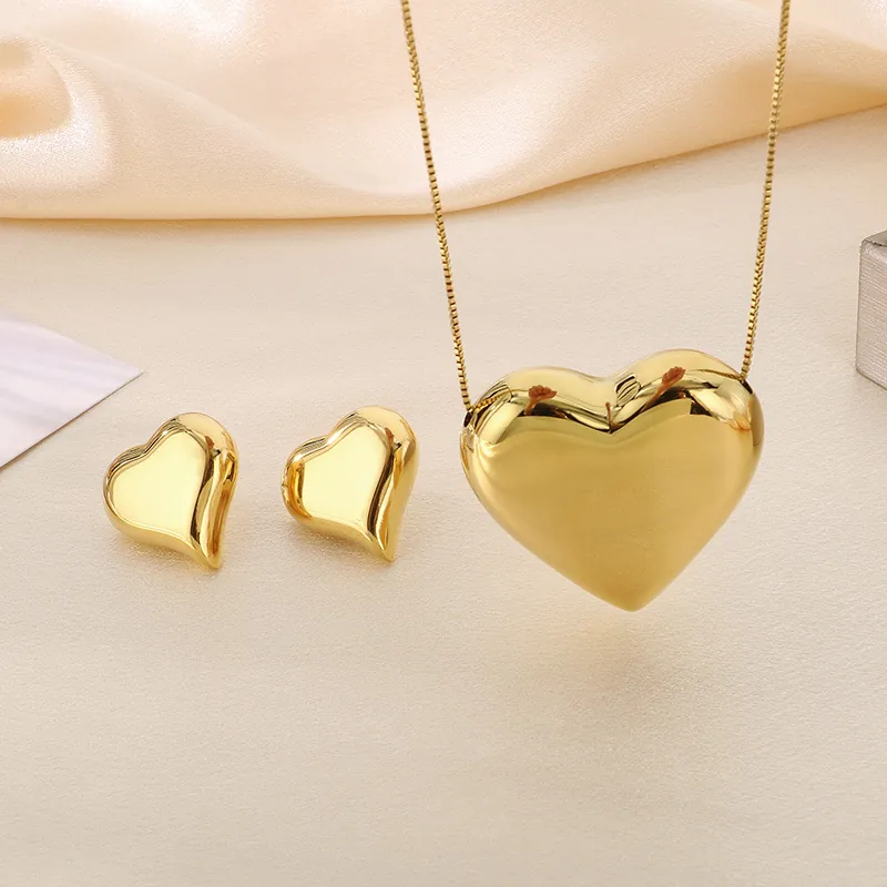 Collier Et Boucles D'oreilles Cœur Plaqué Or 18K Acier Inoxydable Pendentif Creux Chaîne Boîte Bijoux Tendance