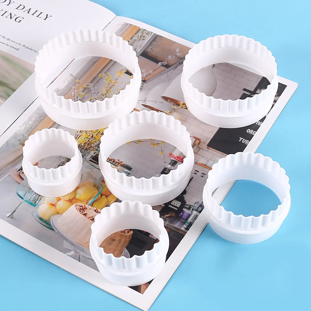 Round Fluted Cookie Cutters Plastic Wavy Edge Biscuit Pastry Fondant Dough Cutting Molds For Baking Dessert