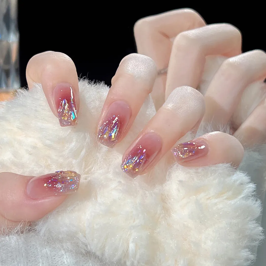 Pink Gradient Blush Press On Nails Elegant Shimmering Laser Glitter Aurora Rhinestones Trapezoid Artificial Nails