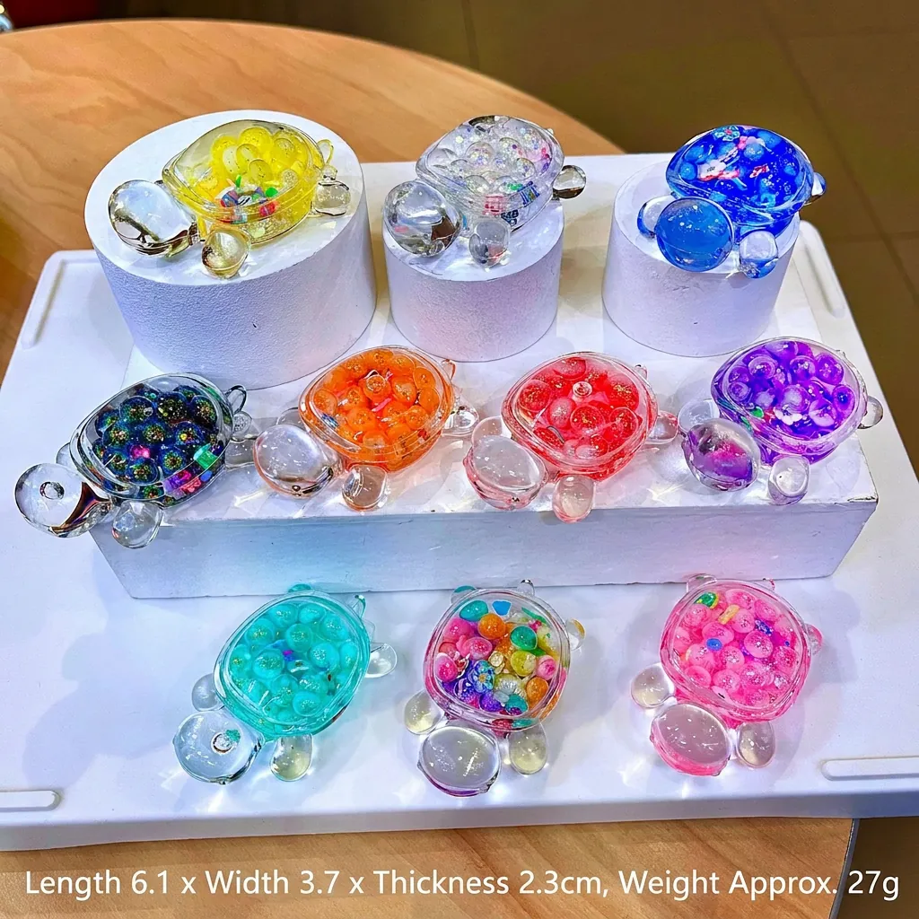 Creative Luminous Quicksand Sea Turtle Keychain Shimmering Acrylic Resin Turtle Ornament For Bag Pendant Desktop Decor Gift