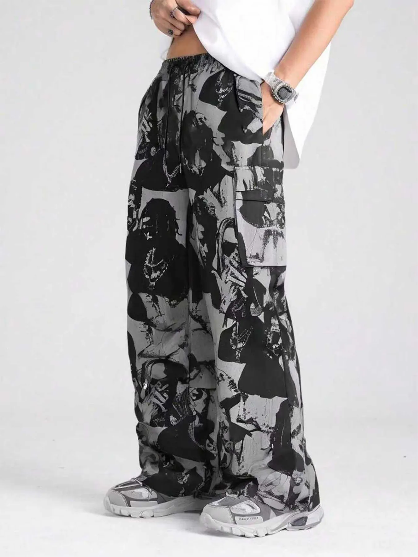 Men Cargo Pants Bamboo Fiber Satin Blend All Over Graffiti Portrait Print Loose Straight Leg Streetwear Hip Hop Trousers