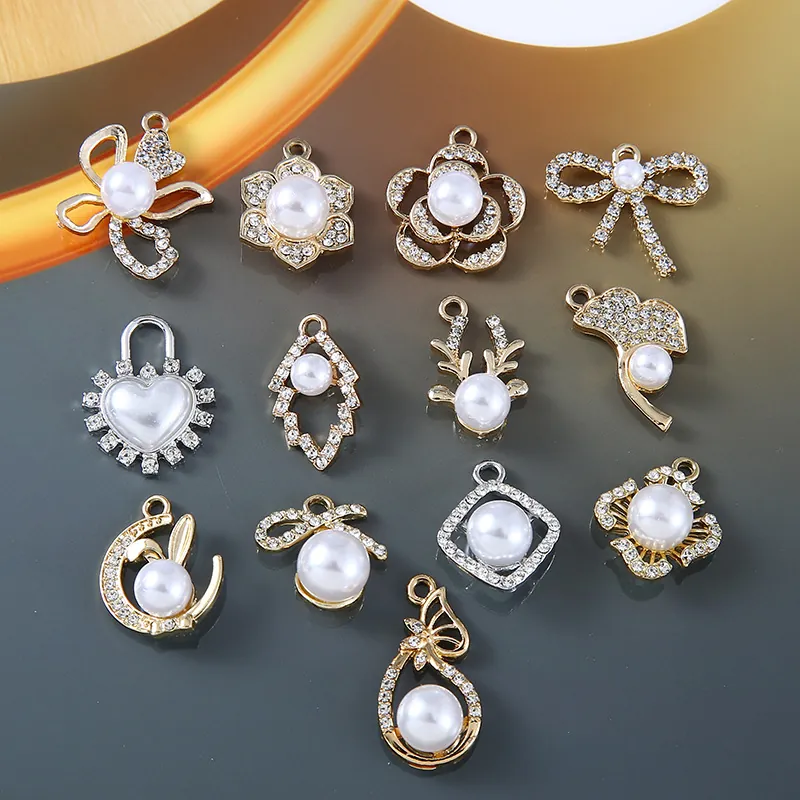 Ciondoli In Lega Con Imitazione Perla Artificial E Strass Per La Creazione Di Gioielli Fai Da Te Fiocco Cuore Luna Coniglio Fiore Charms