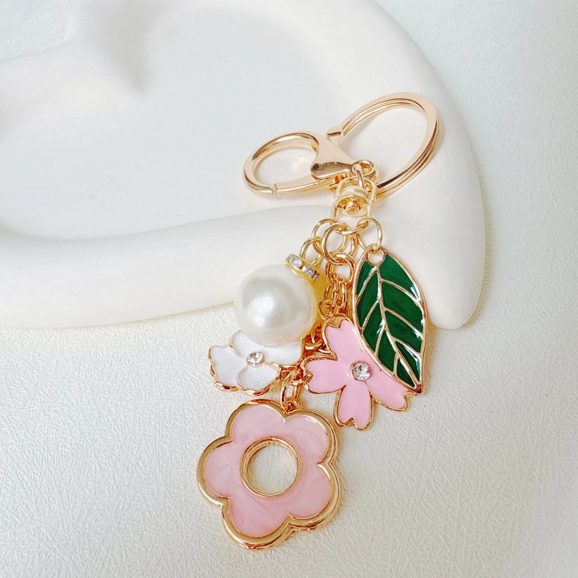 Flower Leaf Keychain Alloy Enamel Rhinestone Faux Artificial Pearl Bag Charm Pastoral Hanging Ornament For Women Girls