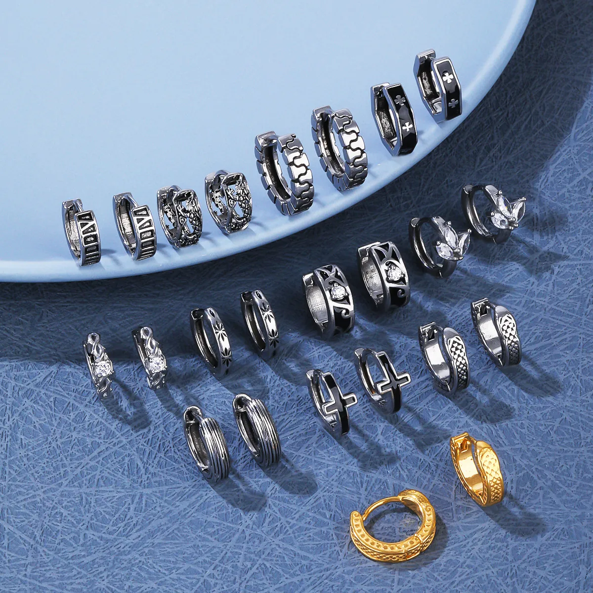Stainless Steel Hoop Earrings Vintage Punk Gothic Cross Roman Numeral Geometric Huggie Earrings For Men Women Fashion Jewelry