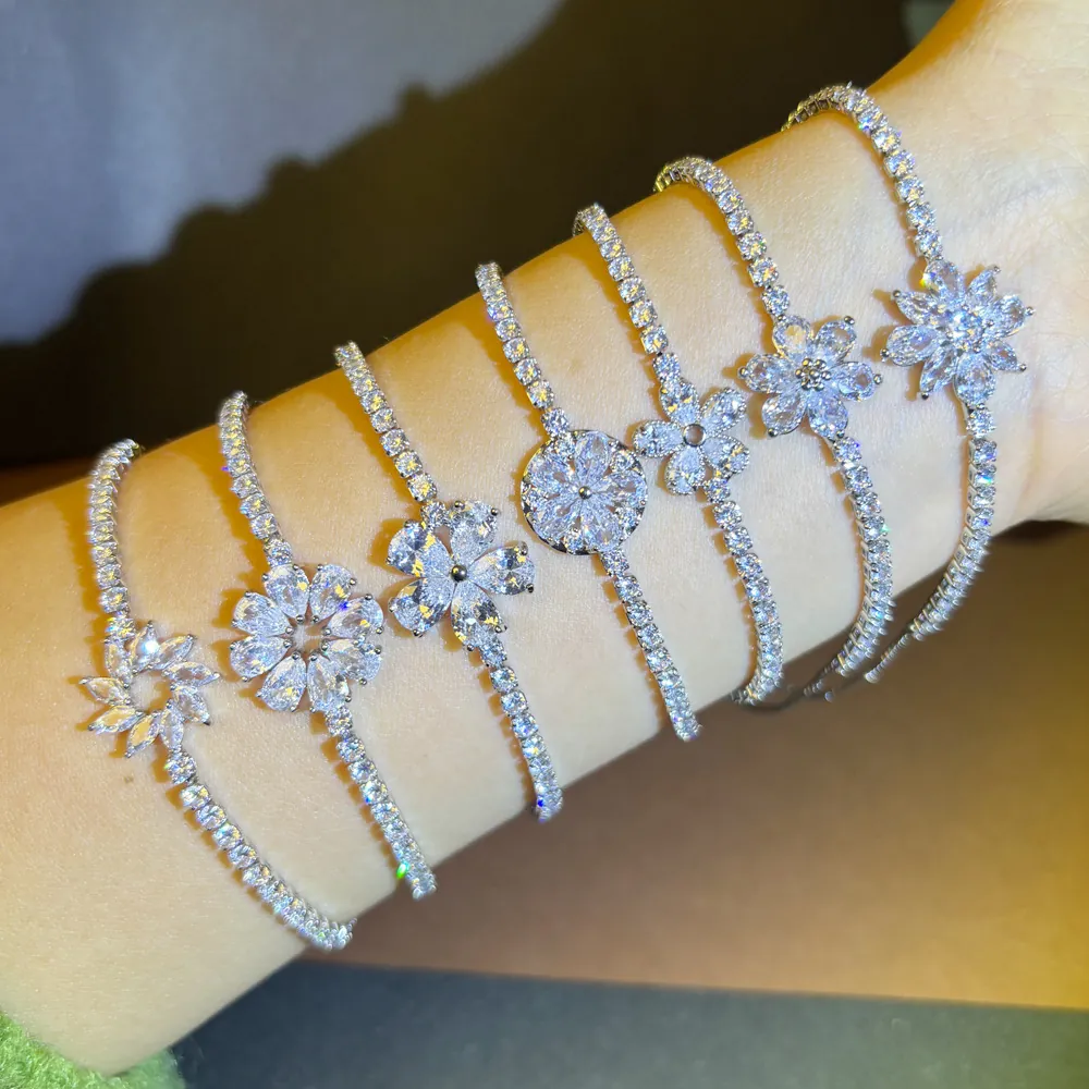Bracelet Ajustable Pour Femme En Cuivre Plaqué Or Avec Fleur En Zircone Cubique Chaîne Tennis Bijoux Élégant