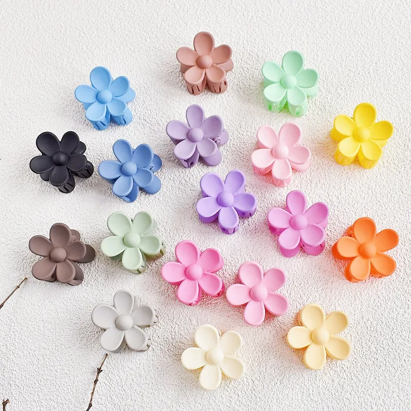 Flower Shaped Hair Claw Clips Frosted Plastic Resin Non Slip Matte Finish Candy Color Sweet Style For Women Girls
