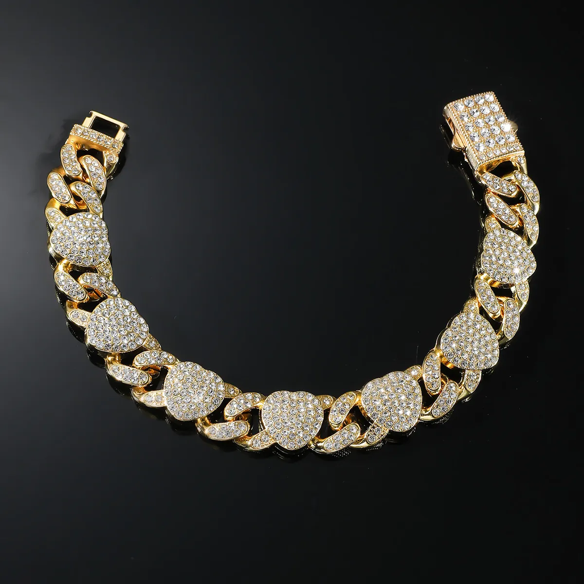 Lussuoso Bracciale a Maglia Cubana in Lega con Cuore e Strass Iced Out Bling Gioielli Hip Hop per Feste e Uso Quotidiano