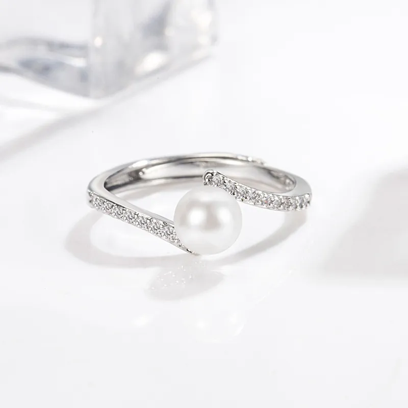 Elegant Artificial Pearl Ring For Women Criss Cross Copper Adjustable Open Finger Ring Minimalist Fashion Zirconia Inlaid Jewelry