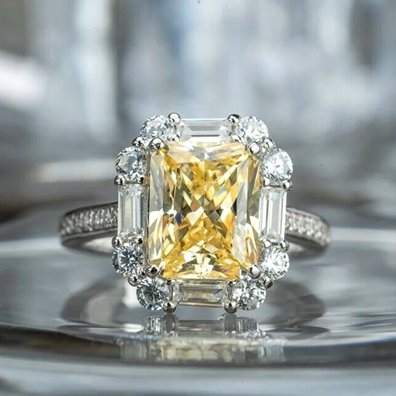 Luxury Rectangle Yellow Cubic Zirconia Copper Ring Radiant Cut Halo Engagement Jewelry For Women Party Elegant