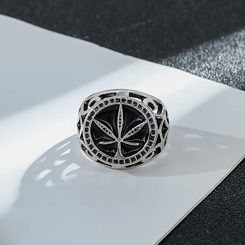 Retro Hollow Out Alloy Ring With Black Enamel Leaf Pattern Antique Silver Punk Vintage Hip Hop Jewelry For Men