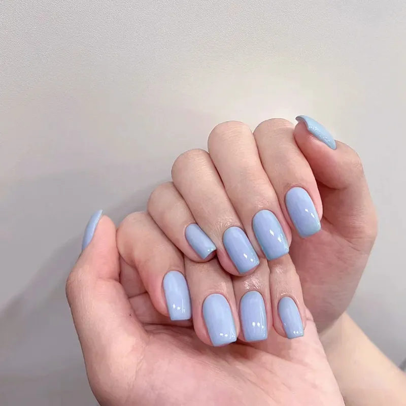Sky Blue Glossy Press On Nails Mittellang Quadratisch Einfarbig Fresh Style Künstliche Fingernägel Für Damen