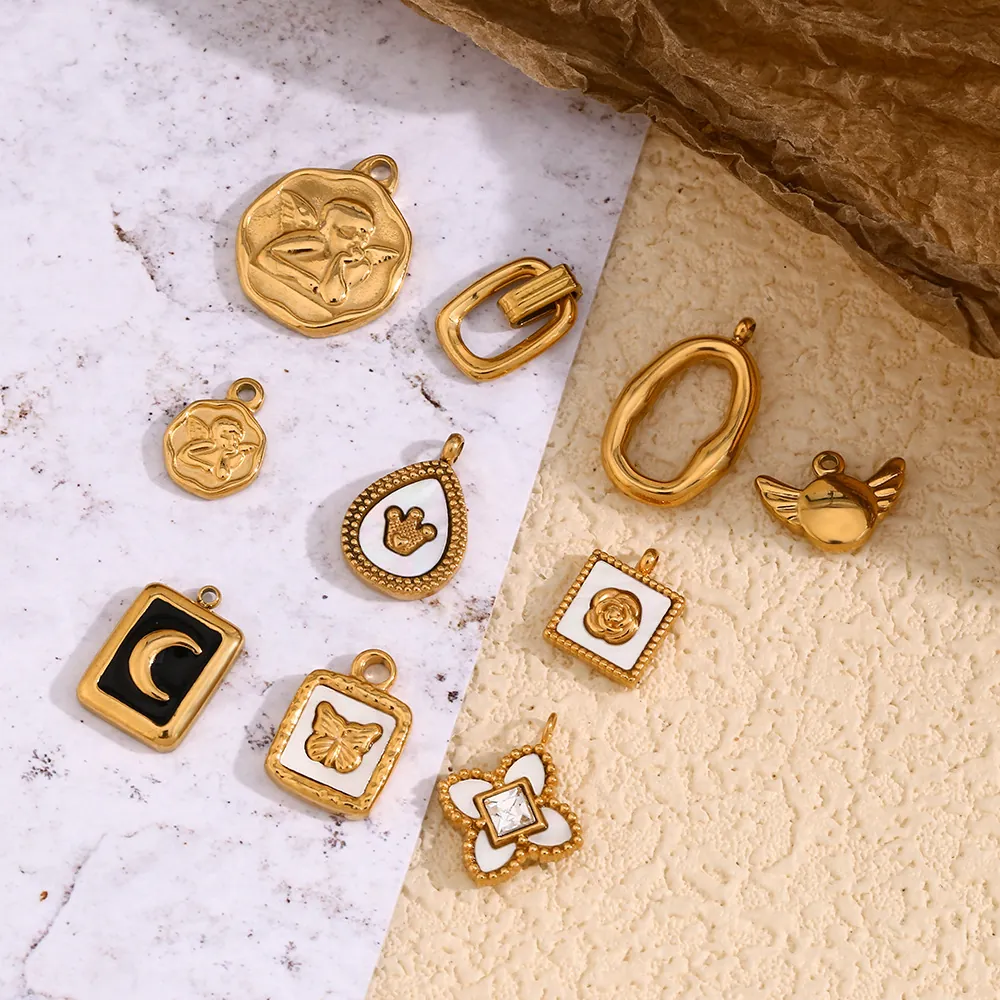 Pendentifs Charmes Bijoux DIY Vintage Acier Inoxydable Plaqué Or 18K Cupidon Papillon Lune Coccinelle Émail Coquille