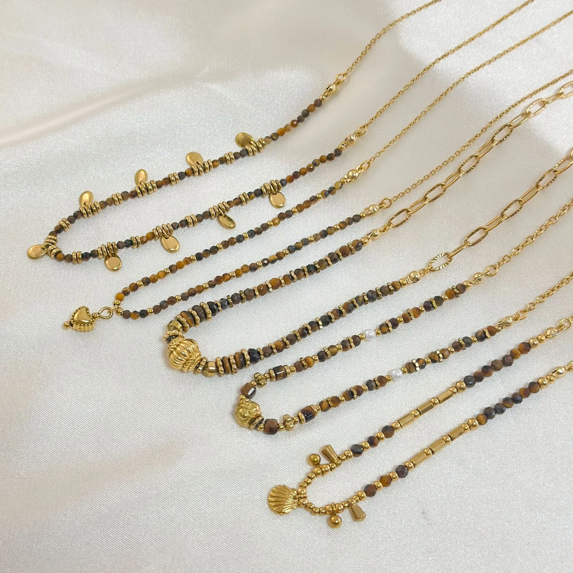 Stainless Steel Tiger Eye Beaded Necklace For Women 18K Gold Plated Heart Shell Pendant Bohemian Vintage Minimalist Jewelry