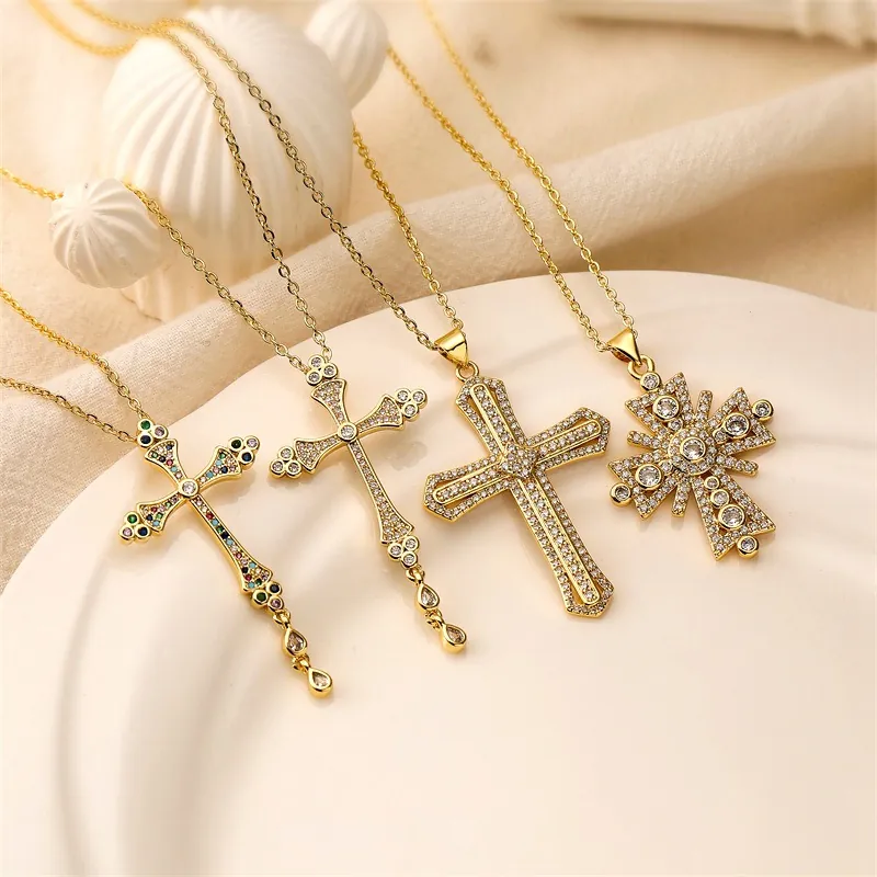 18K Vergoldet Kupfer Kreuz Anhänger Halskette Mit Zirkonia Eingelegt Kreuz Schmuck Für Damen Herren Religiöse Strass Halskette