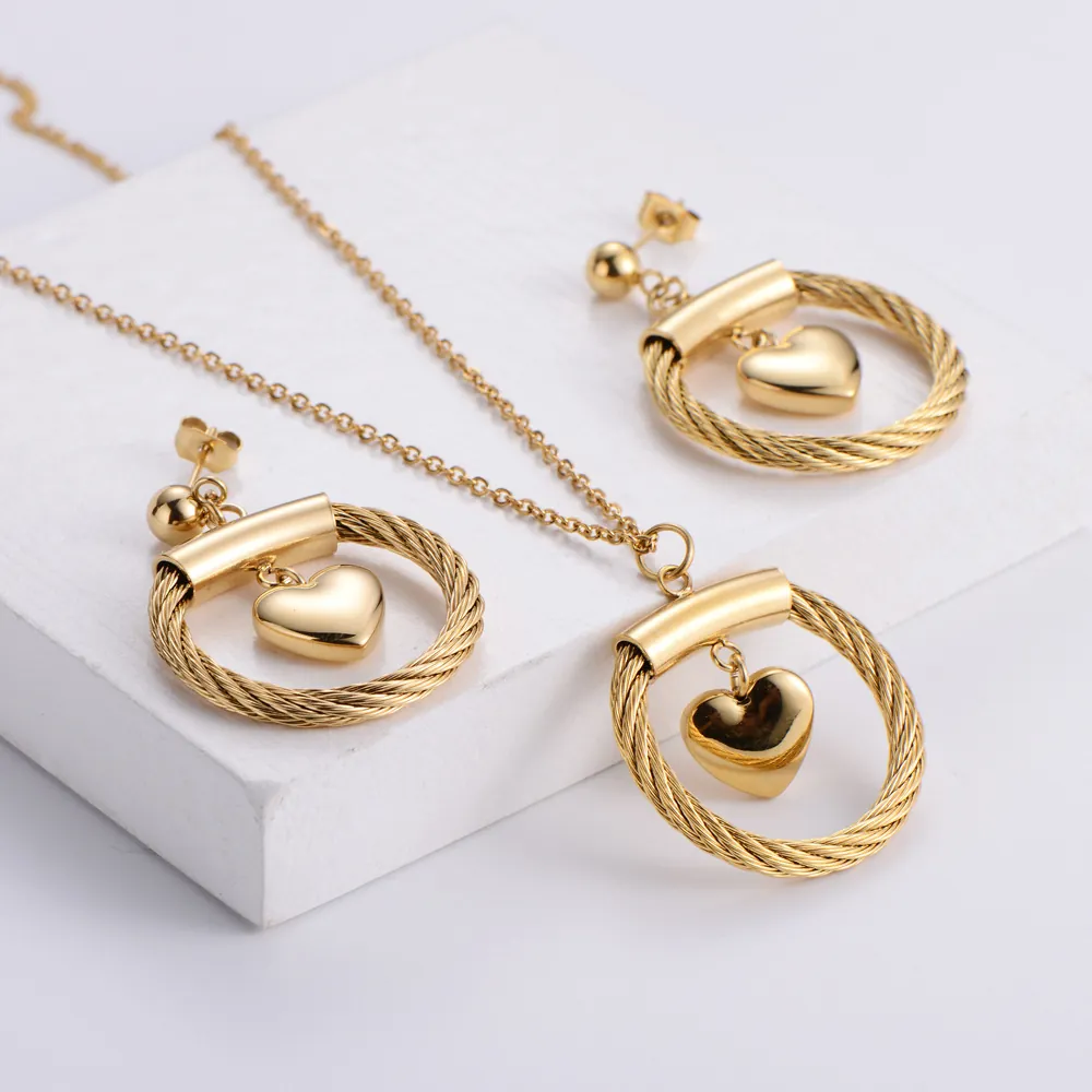 Heart Pendant Necklace And Earrings Jewelry 18K Gold Plated 316 Stainless Steel Twisted Rope Circle Minimalist Fashion