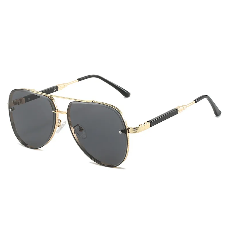 Occhiali Da Sole Aviatore Montatura In Metallo Protezione UV400 Moda Lenti Sfumate PC Unisex Per Guidare Viaggi