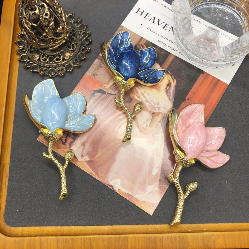 Magnolia Flower Brooch Alloy Enamel Glaze Elegant Vintage Pastoral Style Light Luxury Jewelry For Women