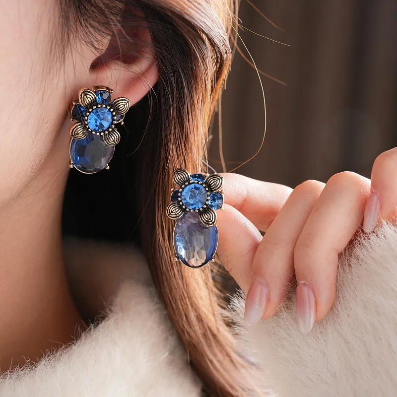 Vintage Ovale Blumen Ohrstecker Für Damen Mit Blauem Kristall Straß Und Silber Ohrstecker Legierung Retro