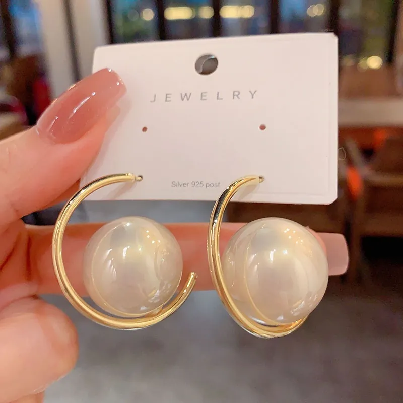 Vintage French Style Oversized Faux Artificial Pearl Hoop Earrings With 925 Sterling Silver Earring Post Elegant Alloy Jewelry For Women