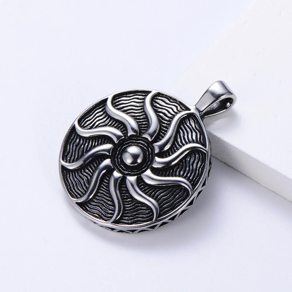 Vintage Sun God Pendant Necklace 304 Stainless Steel Retro Ethnic Spiral Relief Pattern Unisex Jewelry Steel Color
