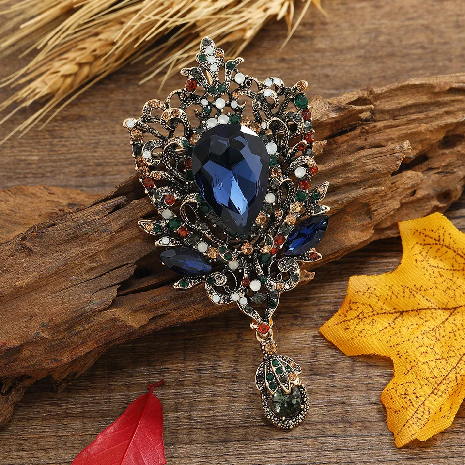 Vintage Alloy Water Drop Brooch Hollow Filigree Pendant Pin With Blue Rhinestone For Women Retro Suit Corsage Jewelry