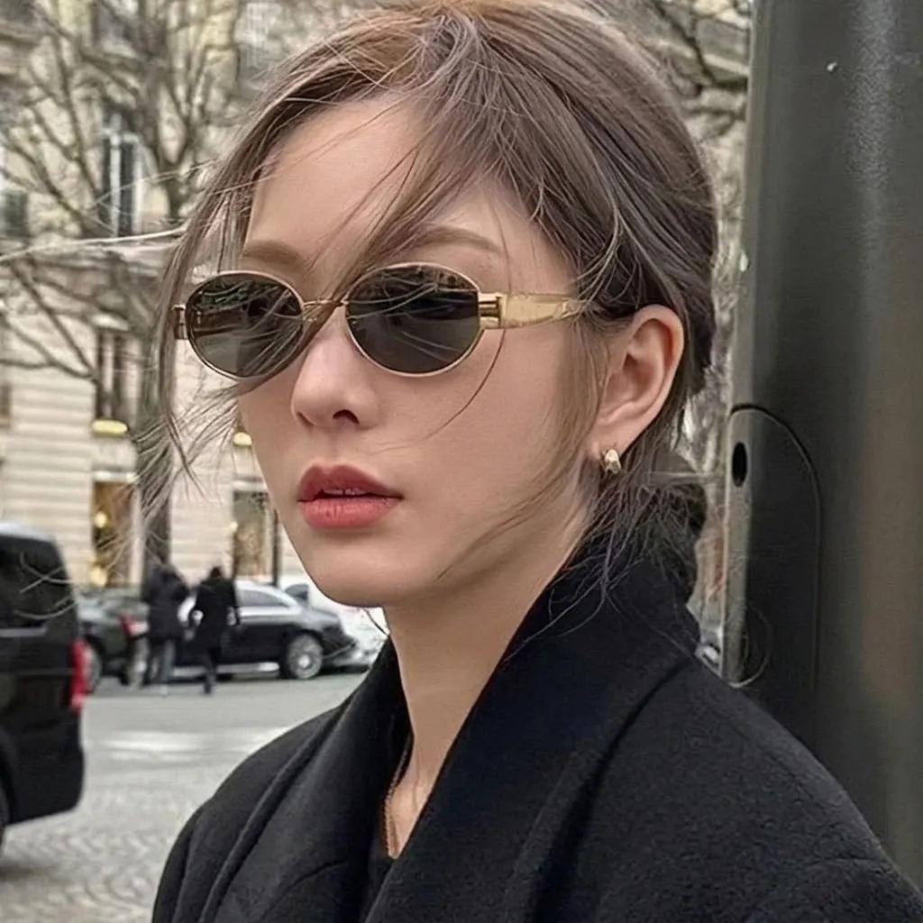 Vintage Oval Sunglasses Metal Frame UV400 Protection Retro Fashion Eyewear For Street Photography Unisex