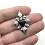 5-star customer review photo by E*****o, image 5 of 10 for Zinc Alloy Gothic Heart Cross Charms For Jewelry Making
