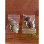 4.7-star customer review photo by M*****o, image 1 of 2 for Enamel Bee Sunflower Keychain Alloy Honeycomb Bag Charm