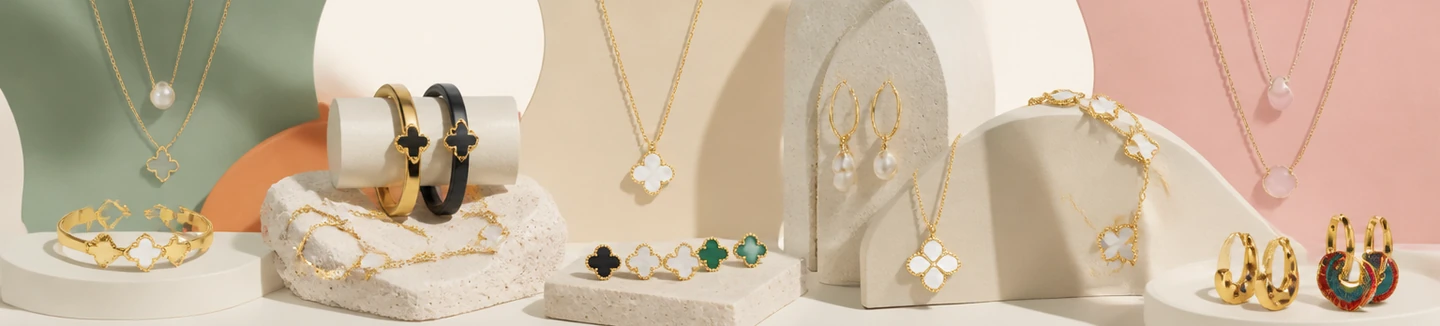 Isla & Luster