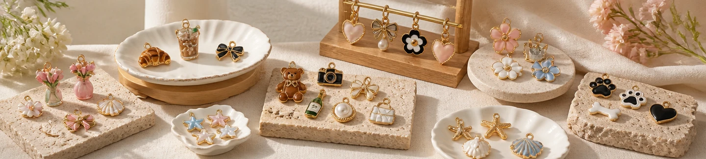 Taffy & Trinket Studio
